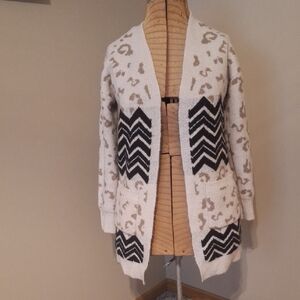 Elegant Black and Cream Women's Cardigan